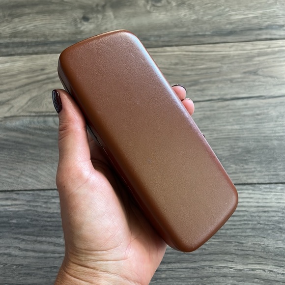 Longvhamp Paris Sunglasses Case - Picture 2 of 3